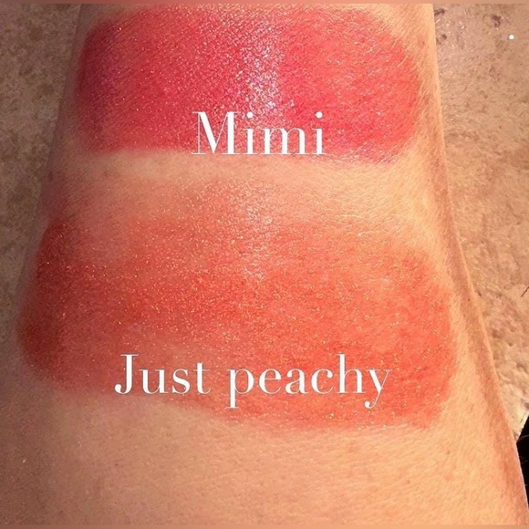 💫 Moochie luminous blush Serum Stick - Picture 3 of 4